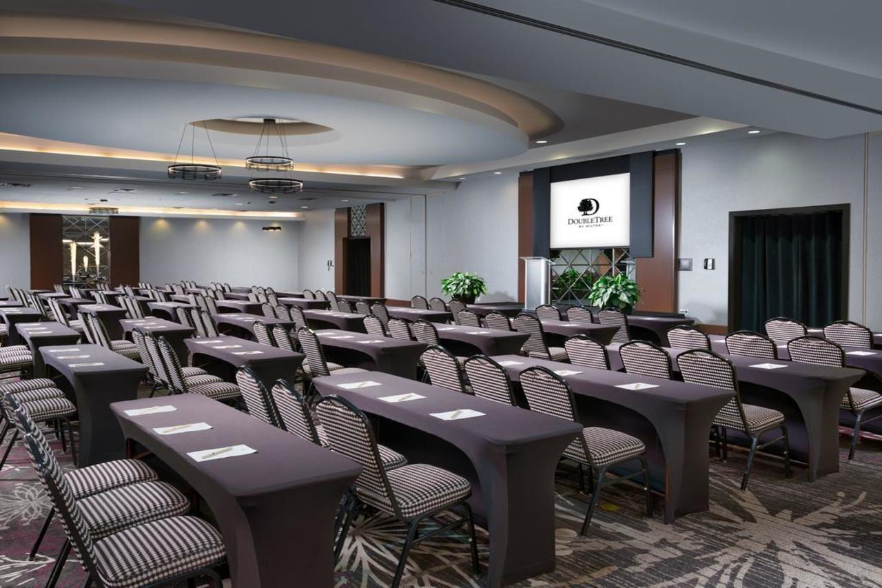 Doubletree By Hilton Hotel Chattanooga Downtown Bagian luar foto