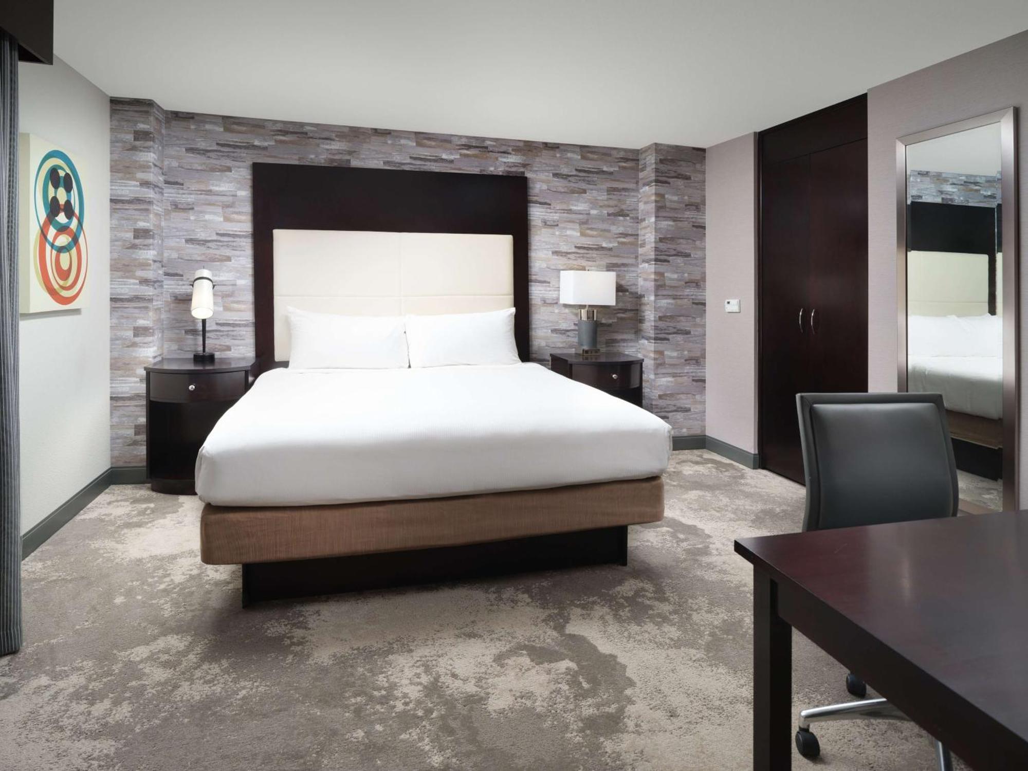 Doubletree By Hilton Hotel Chattanooga Downtown Bagian luar foto