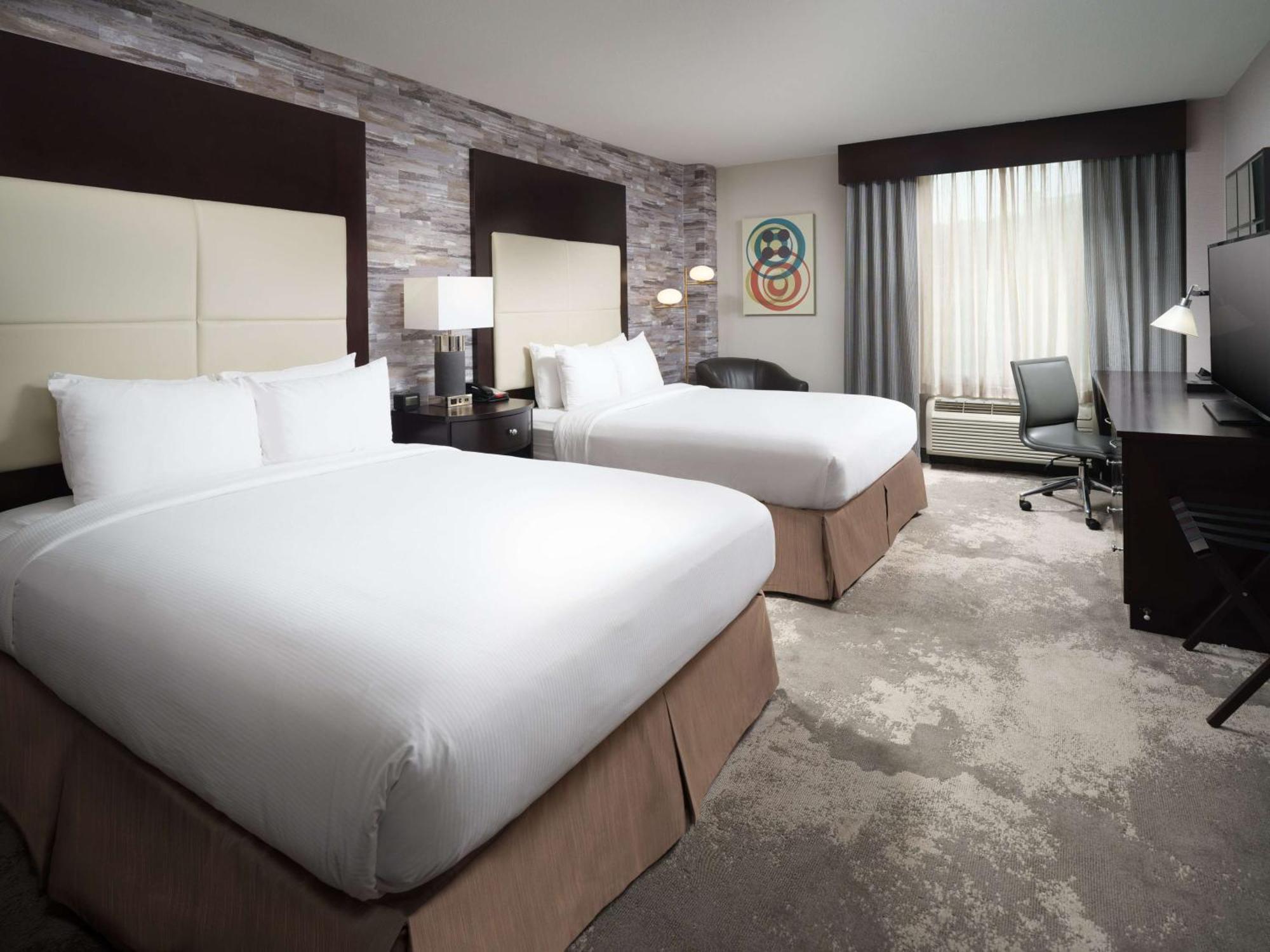 Doubletree By Hilton Hotel Chattanooga Downtown Bagian luar foto