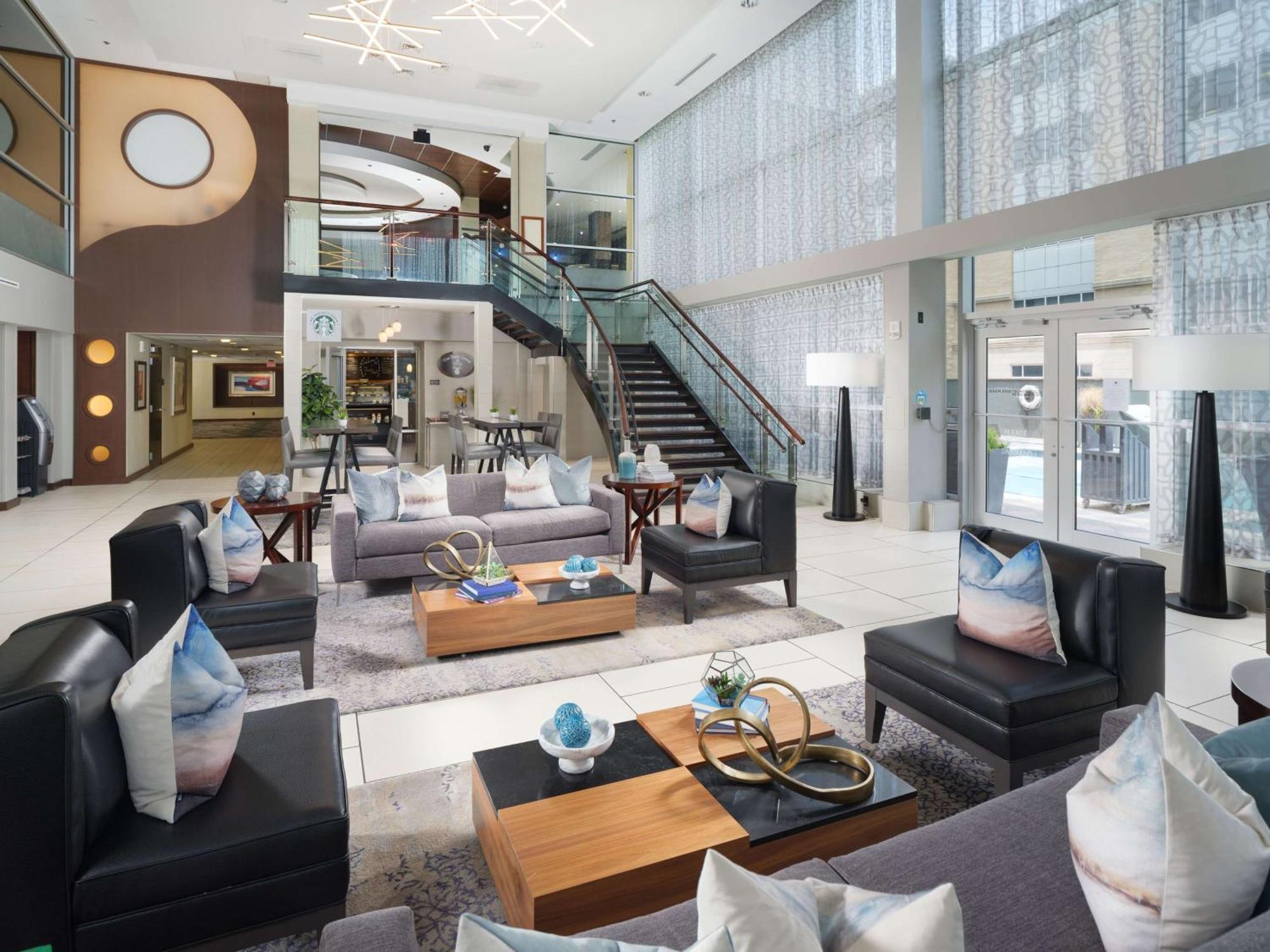 Doubletree By Hilton Hotel Chattanooga Downtown Bagian luar foto